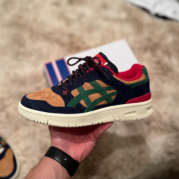 ASICS EX89 x KITH - Picture 3 of 7